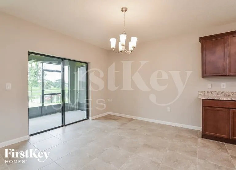 3747 Loggerhead Ln — Photo 4
