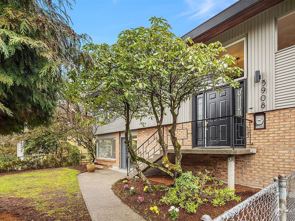 3908 NE 110th Street, Seattle, WA 98125 | Zillow