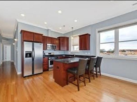 3rd image of 5691 W Higgins Ave Unit 3W