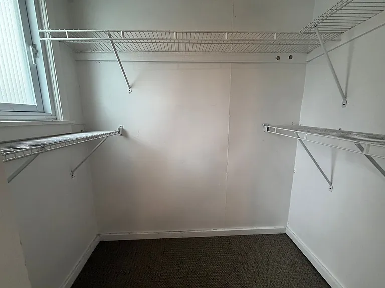 1626 Stoughton Ave — Photo 13