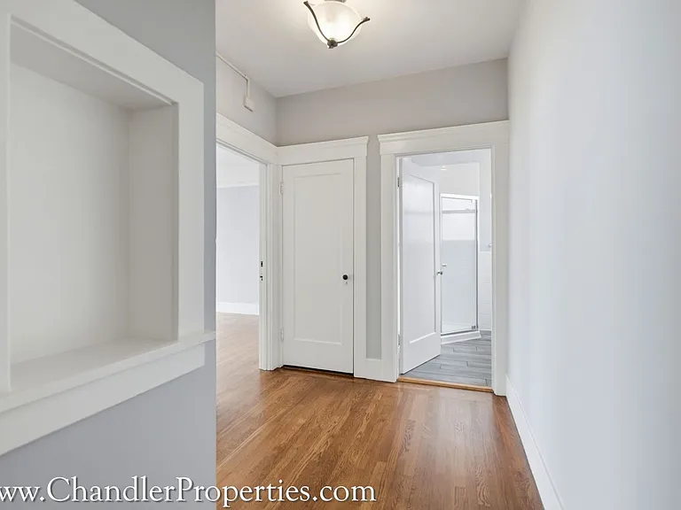 764 N Point St — Photo 5