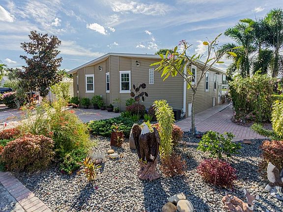 3rd image of 5832 Brightwood Dr