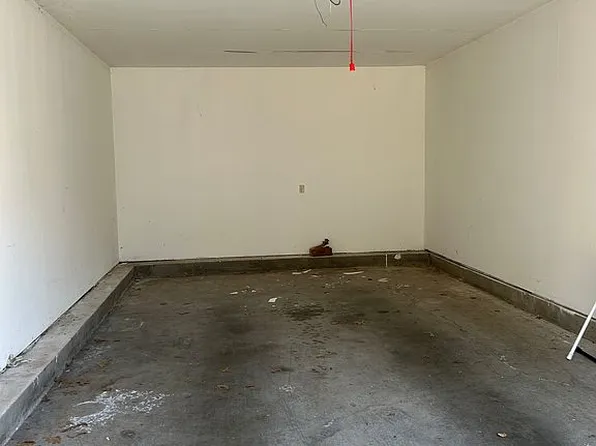 4261 NE Meadow Creek Cir APT 305, Fayetteville, AR 72703