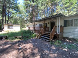 299 Jackadel Ln, Cave Junction, OR 97523