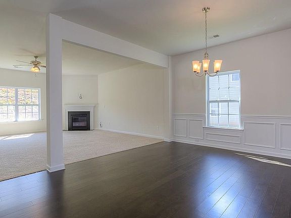 4th image of 113 Hartwood Lake Dr
