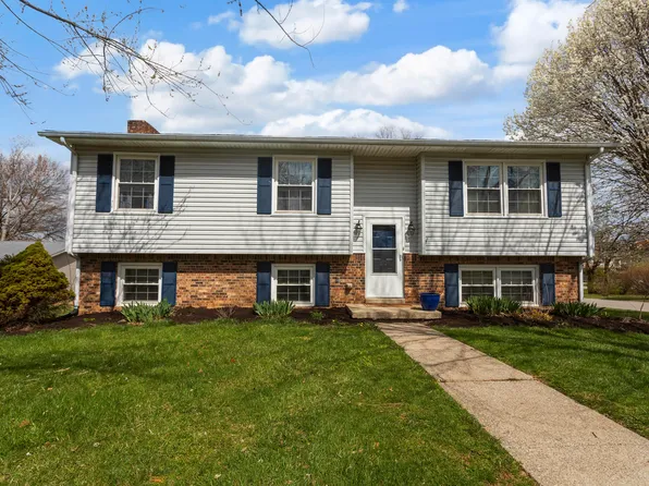 102 Churchill Dr, Winchester, KY 40391