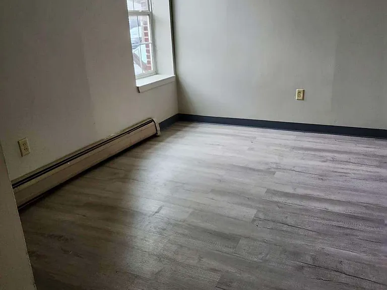 11 Tompkins St #1 — Photo 6