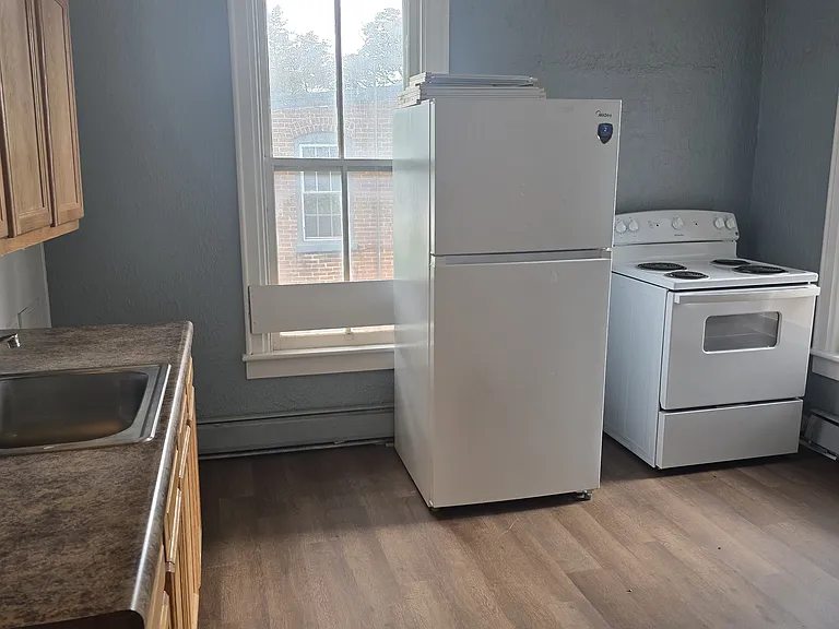 14 Pleasant St #2 — Photo 11