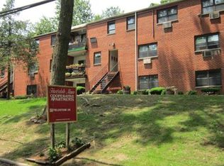 59 Fieldstone Dr APT 8, Hartsdale, NY 10530