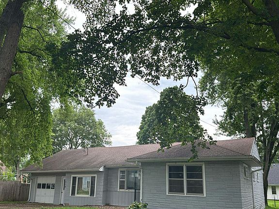 2nd image of 310 W Pleasant St
