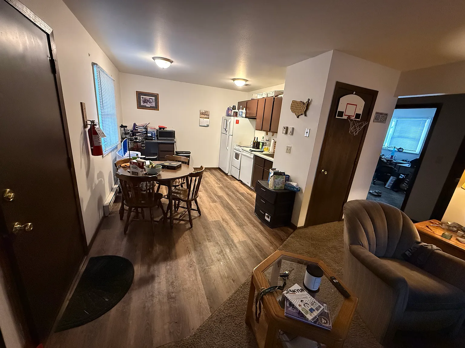 2 bed, $860 — Photo 3