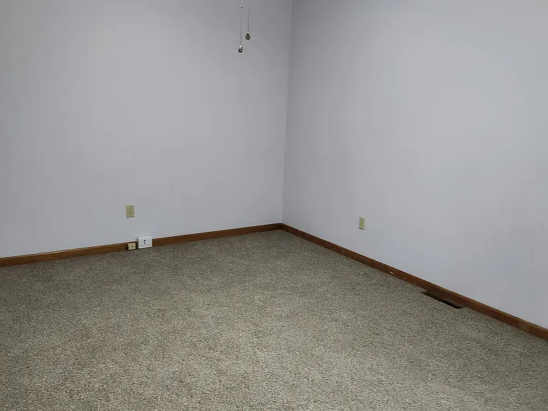 4059 S Franklin Ave — Photo 14