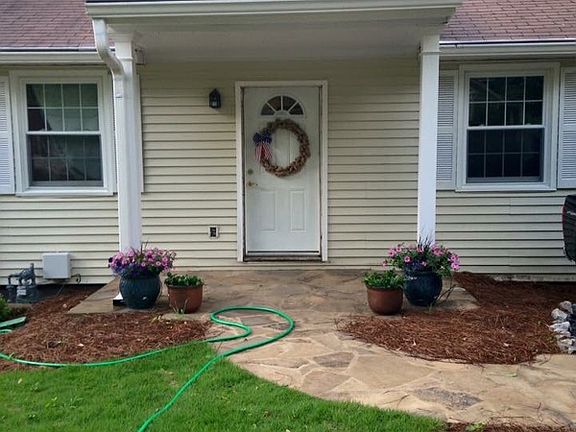 3rd image of 132 Northcutt St