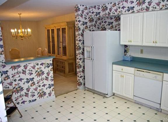 4th image of 585 Coeur De Royale Dr APT 307