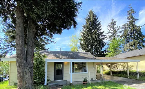 4807 S 172nd Pl Photo 1