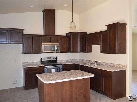 5th image of 4003 E Monreal Ln