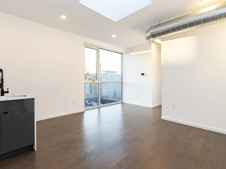 620 Diamond St #3 — Photo 13