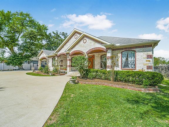 2nd image of 16310 14th St