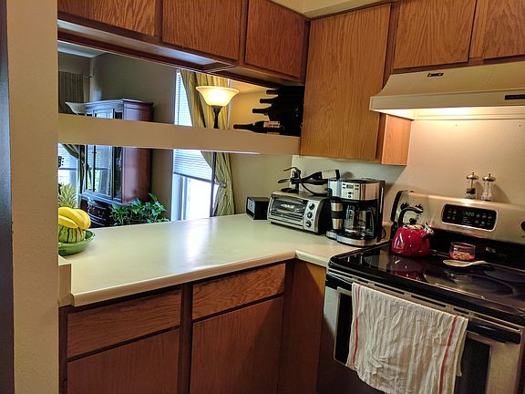 3rd image of 1201 Galapago St #2