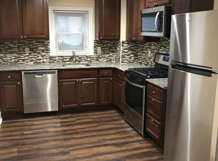 9 Bank St, Phoenixville, PA 19460