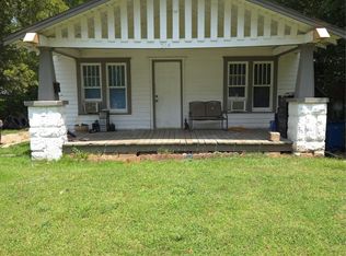 314 E 2nd St, Cushing, OK 74023