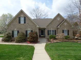 1101 Foxfire Dr, Greensboro, NC 27410