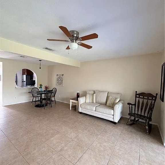 4514 SW 8th Pl #11 — Photo 1