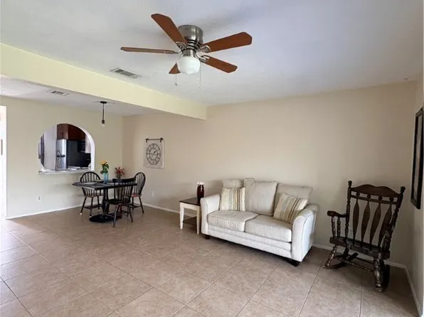 4514 SW 8th Pl #11, Cape Coral, FL 33914