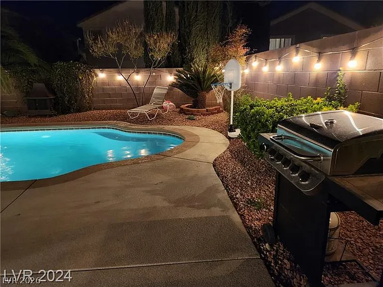 1921 Empoli Ct — Photo 23