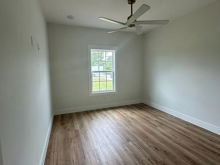 36 Walton Way — Photo 7