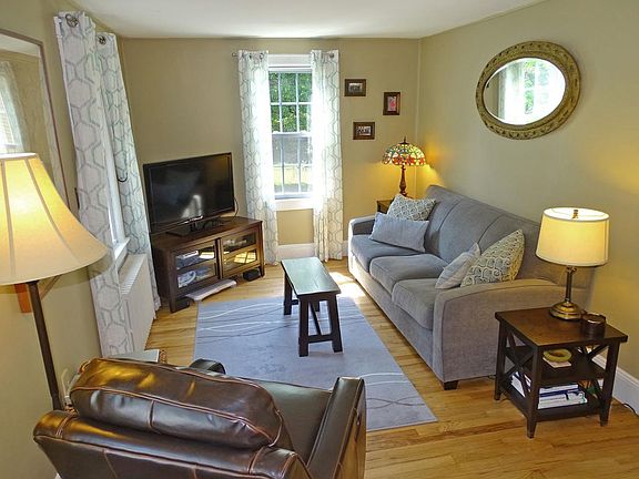 3rd image of 20 Wildwood Way
