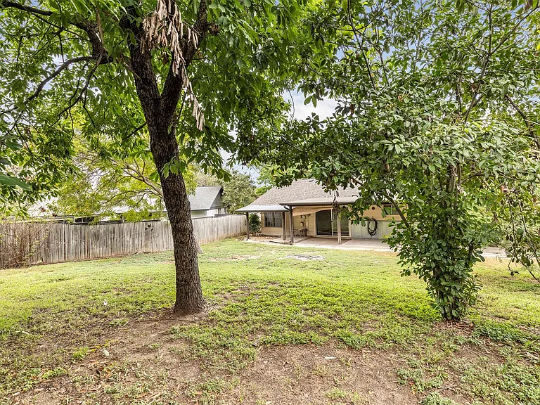 7506 Glenhill Rd — Photo 23