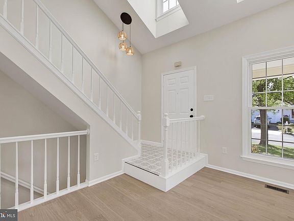 5th image of 11608 Ranch Ln
