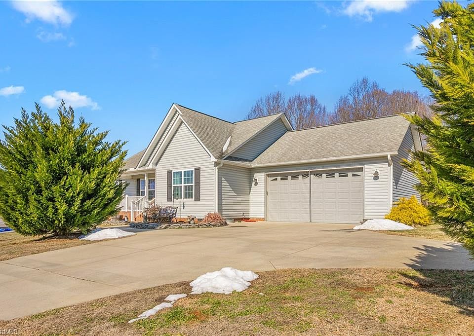1st image of 2549 Mary Viola Dr