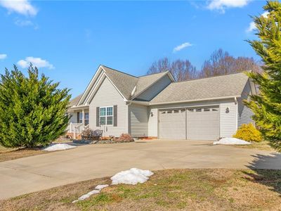 2549 Mary Viola Dr, Sophia, NC, 27350