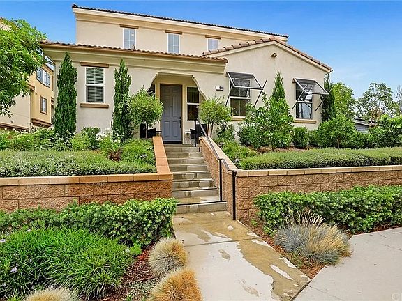4th image of 194 Olive Ave