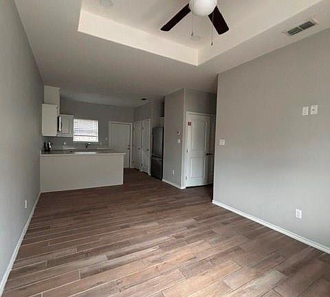 5th image of 6802 N 56th Ln #2