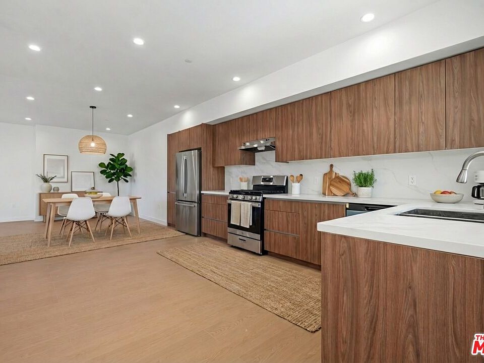 1st image of 1717 Winona Blvd #201