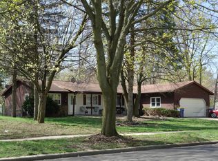 1020 Carrier Creek Blvd NE, Grand Rapids, MI 49503