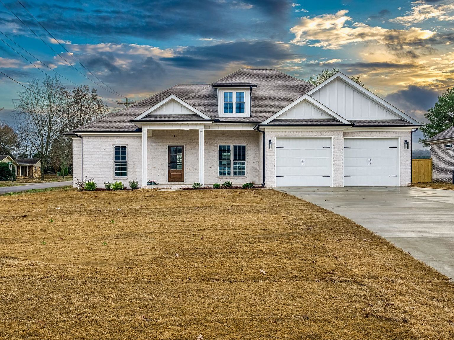 301 Locust St, Tuscumbia, AL 35674 Zillow