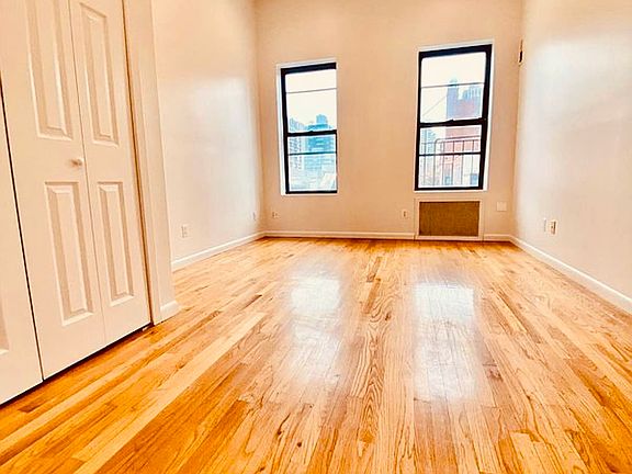 4th image of 1498 3rd Ave APT 11