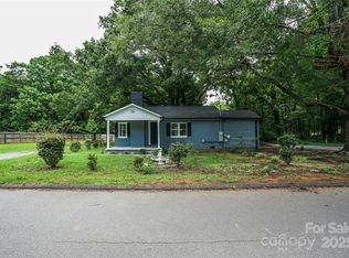 700 Oak St, Charlotte, NC 28214