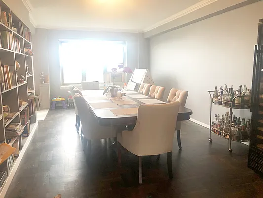 Rented by Compass | media 33