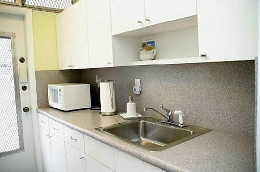 5th image of 1400 Pennsylvania Ave APT 06