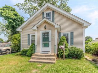 80 Doane St, Cranston, RI 02910