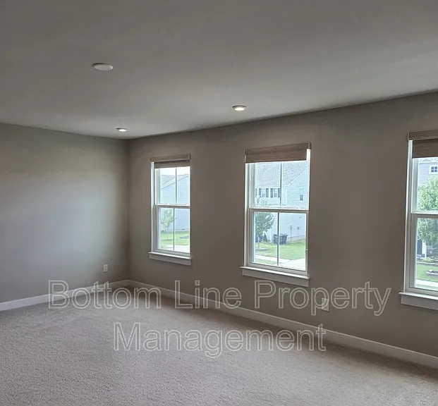 2030 Sewall Ave SW — Photo 26