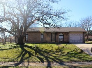 108 Cooper St, Cedar Hill, TX