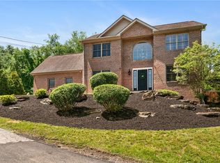 235 Ewing Rd, Carnegie, PA 15106