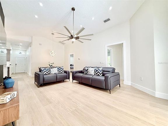 3rd image of 403 SANDY RIDGE DRIVE