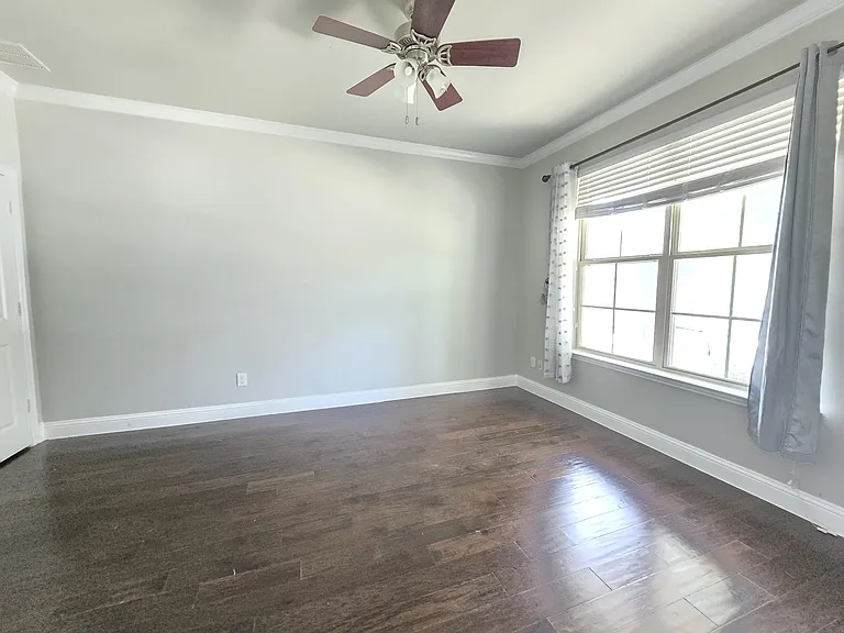 8704 McCutchins Dr — Photo 14
